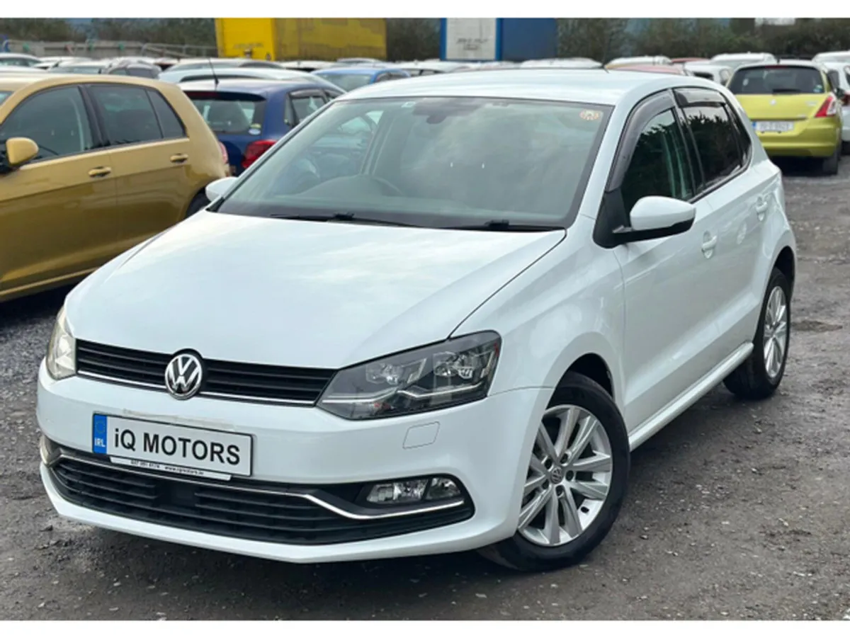 Volkswagen Polo Hatchback, Petrol, 2017, White