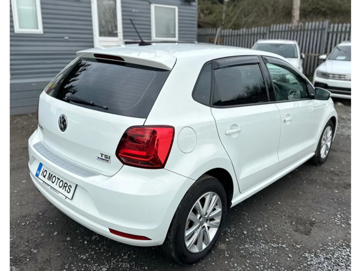 Volkswagen Polo Hatchback, Petrol, 2017, White