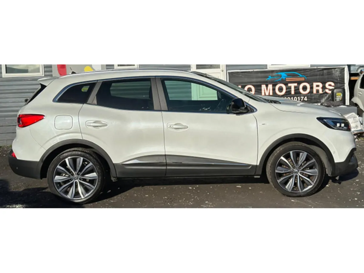 Renault Kadjar Hatchback, Petrol, 2018, White