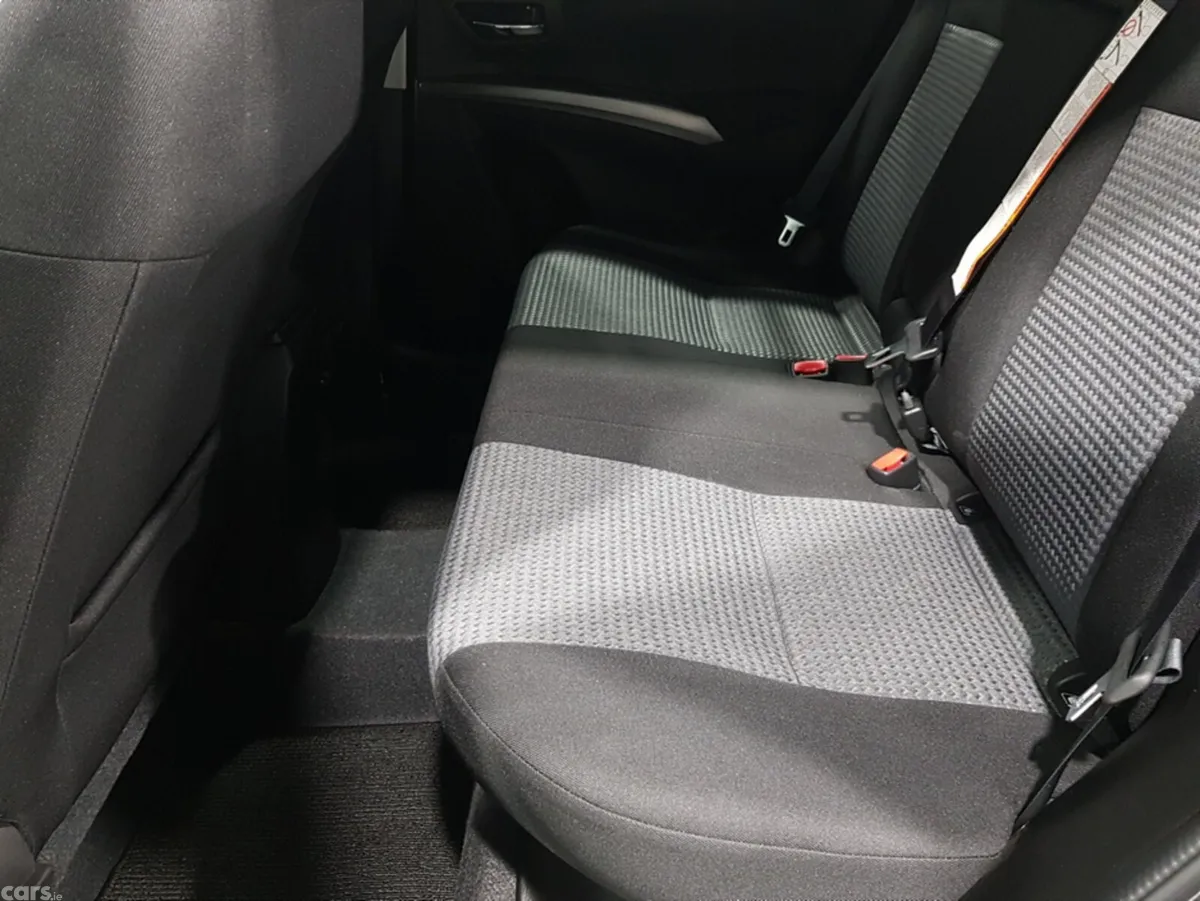 Suzuki SX4 Hatchback, Petrol, 2024, Grey