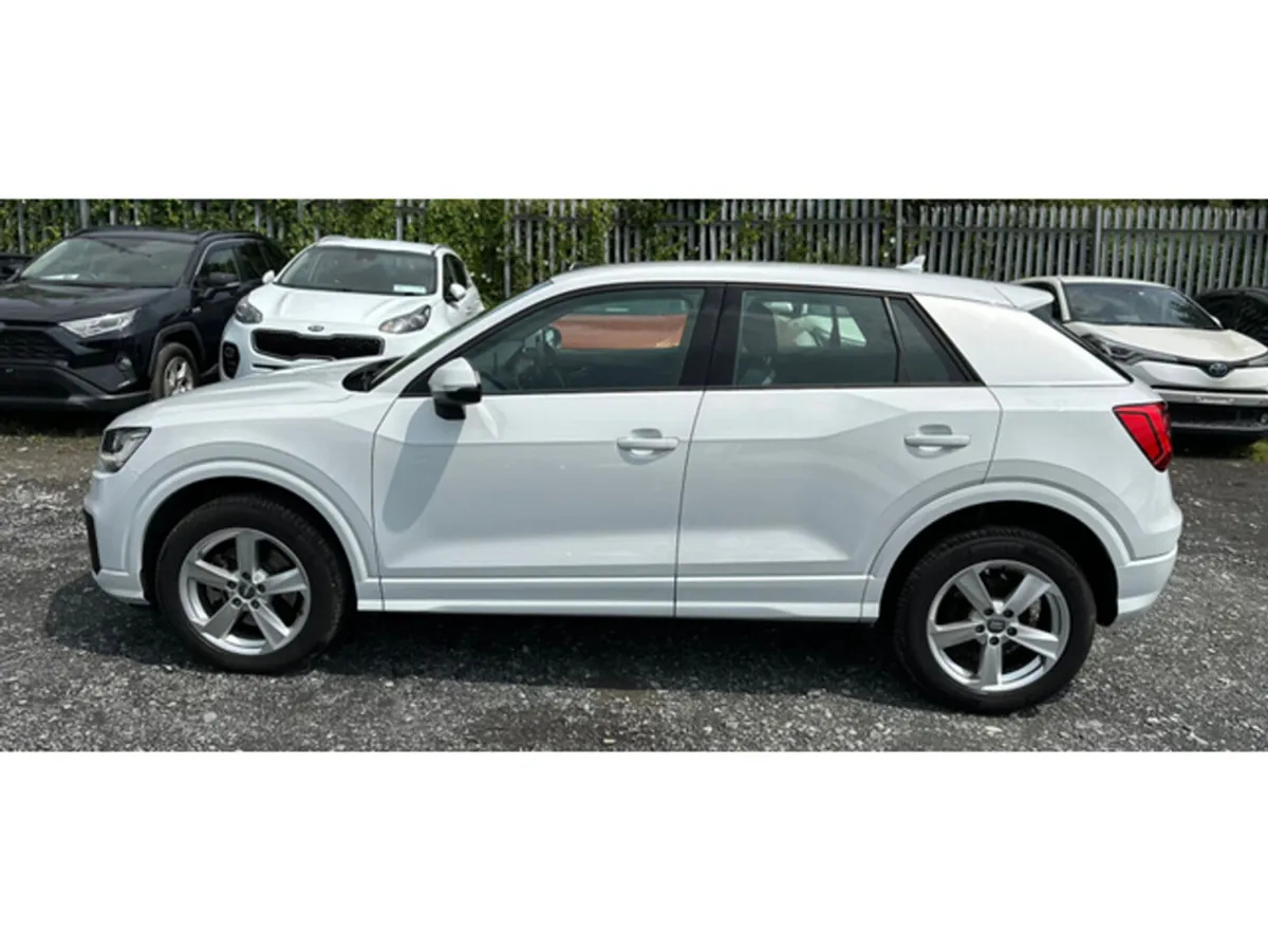 Audi Q2 SUV, Petrol, 2018, White