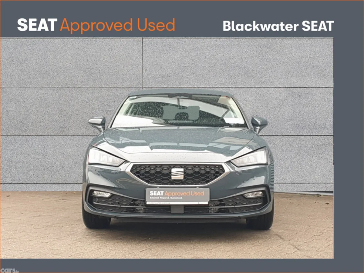 SEAT Leon Hatchback, Petrol, 2025, Blue
