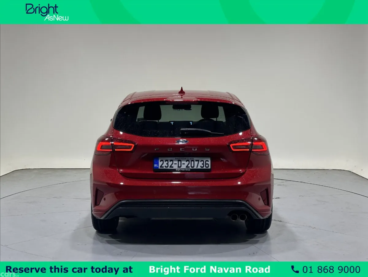 Ford Focus Hatchback, Petrol, 2023, Red