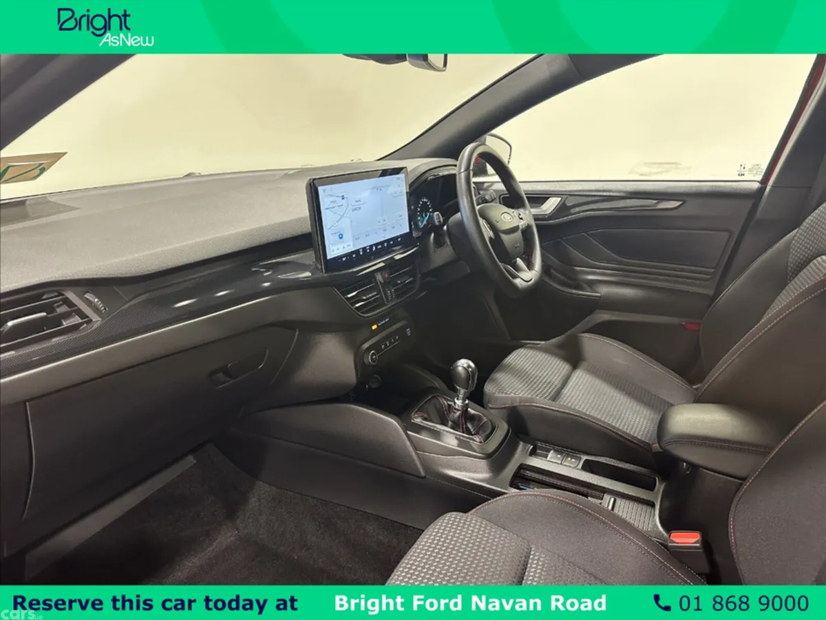 Ford Focus Hatchback, Petrol, 2023, Red