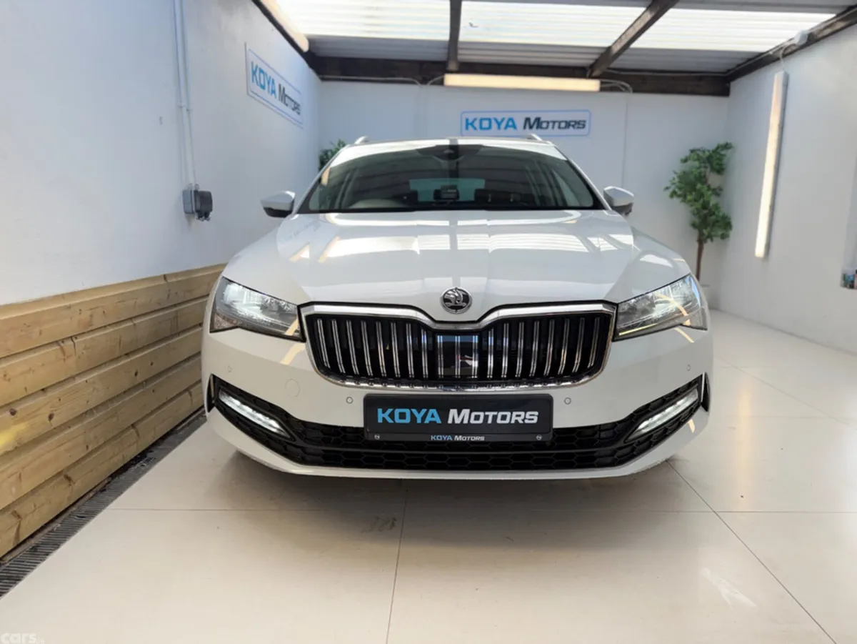 Skoda Superb Estate, Diesel, 2022, White