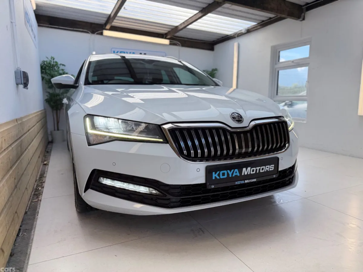 Skoda Superb Estate, Diesel, 2022, White