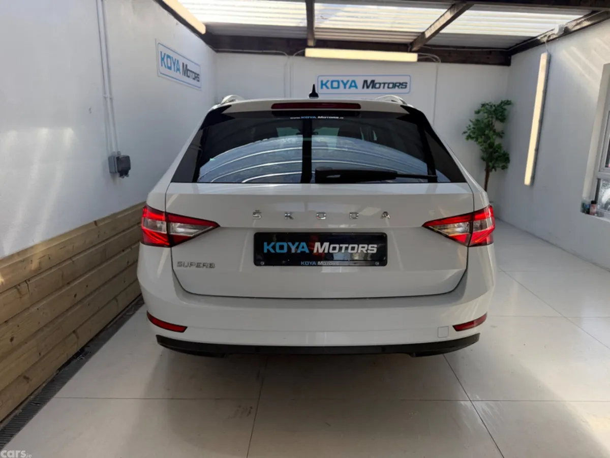 Skoda Superb Estate, Diesel, 2022, White