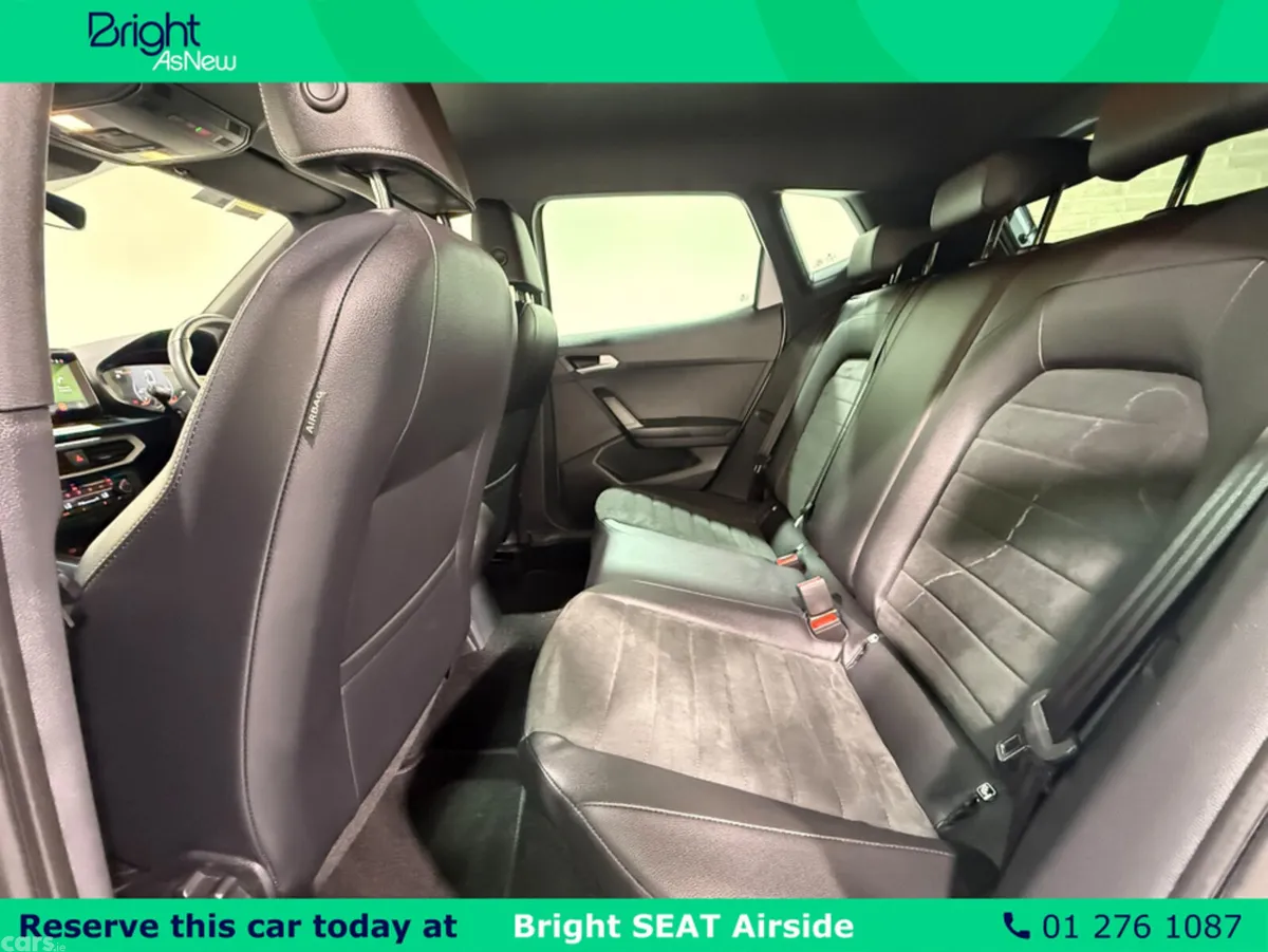 SEAT Arona Hatchback, Petrol, 2023, Grey