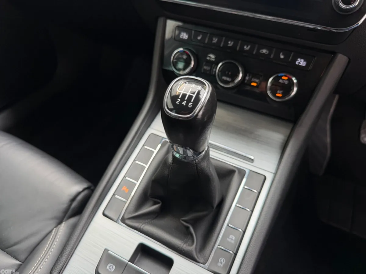Skoda Superb Estate, Diesel, 2022, White