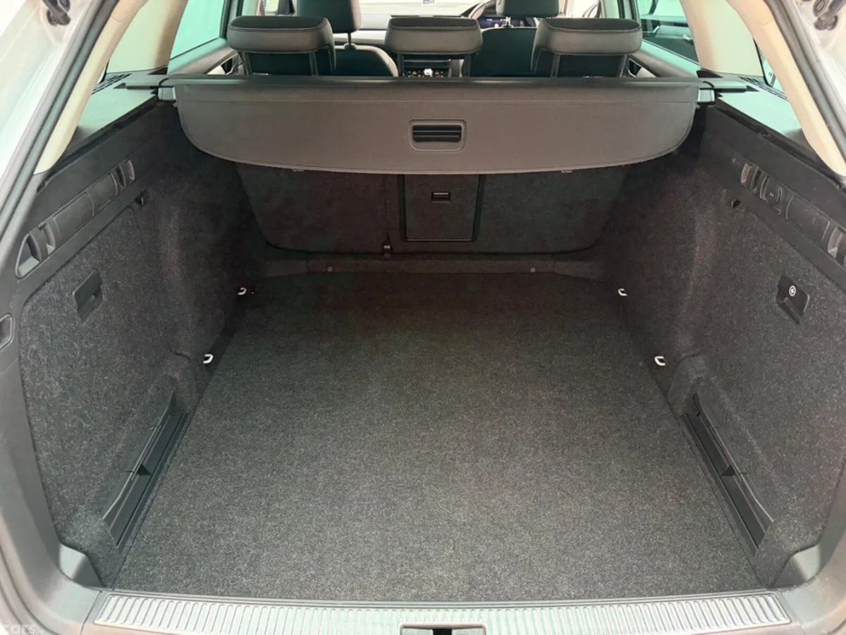 Skoda Superb Estate, Diesel, 2022, White
