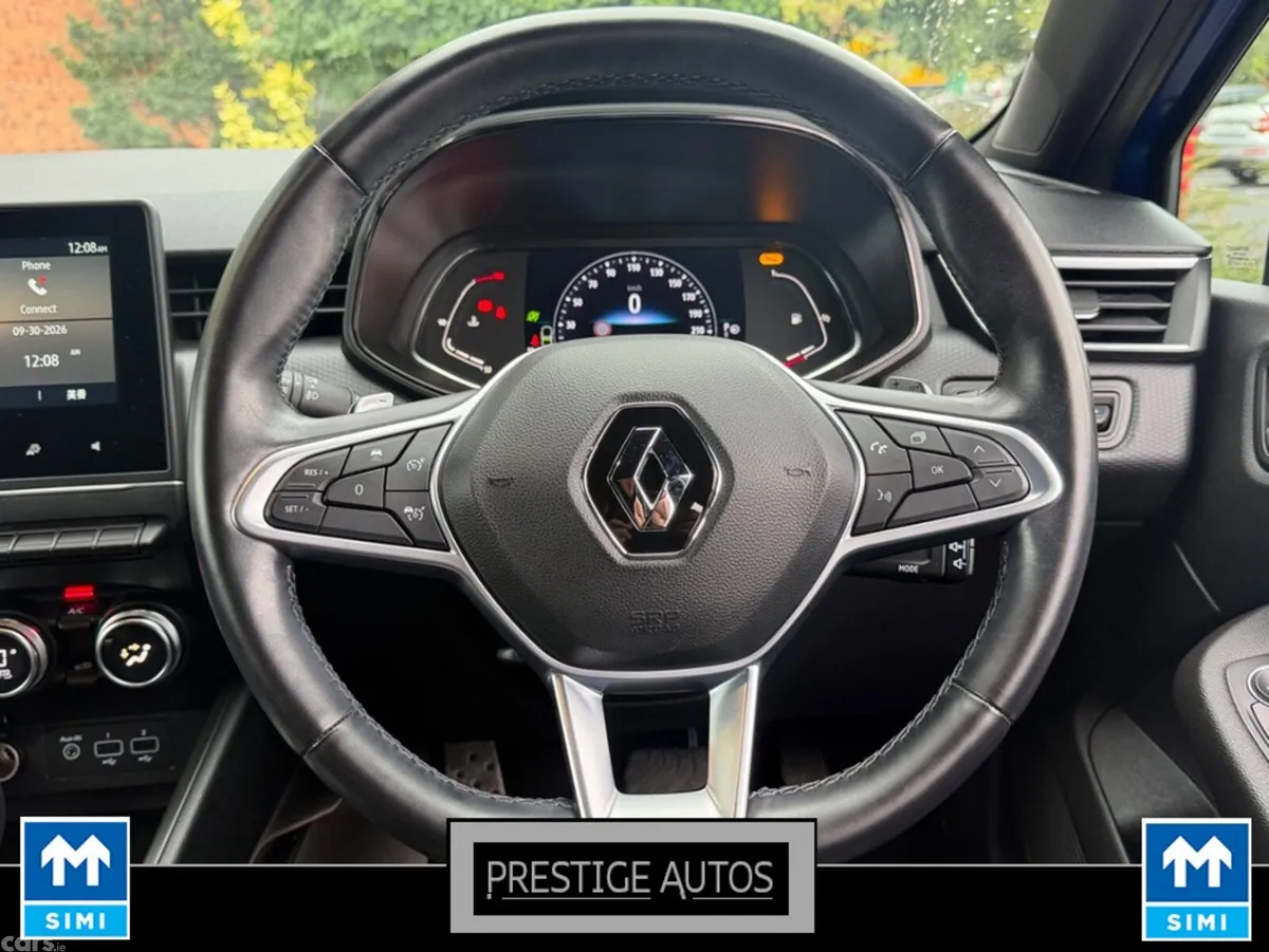 Renault Clio Hatchback, Petrol, 2022, Blue