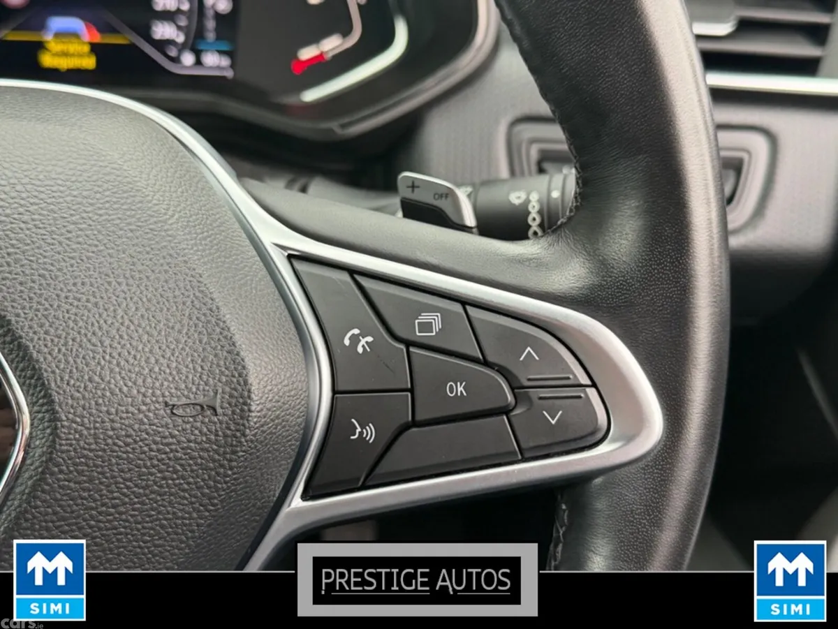 Renault Clio Hatchback, Petrol, 2022, Blue