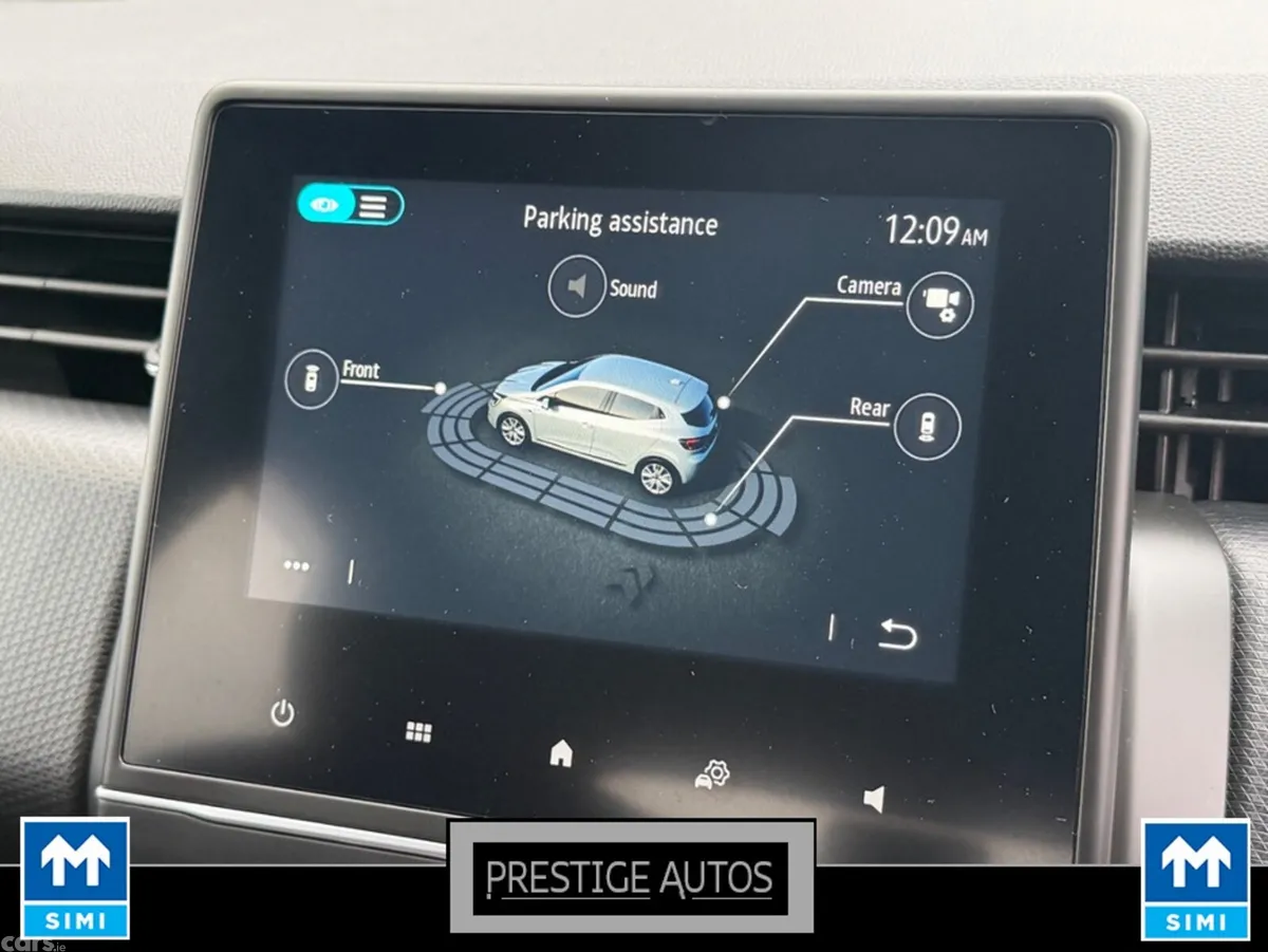 Renault Clio Hatchback, Petrol, 2022, Blue