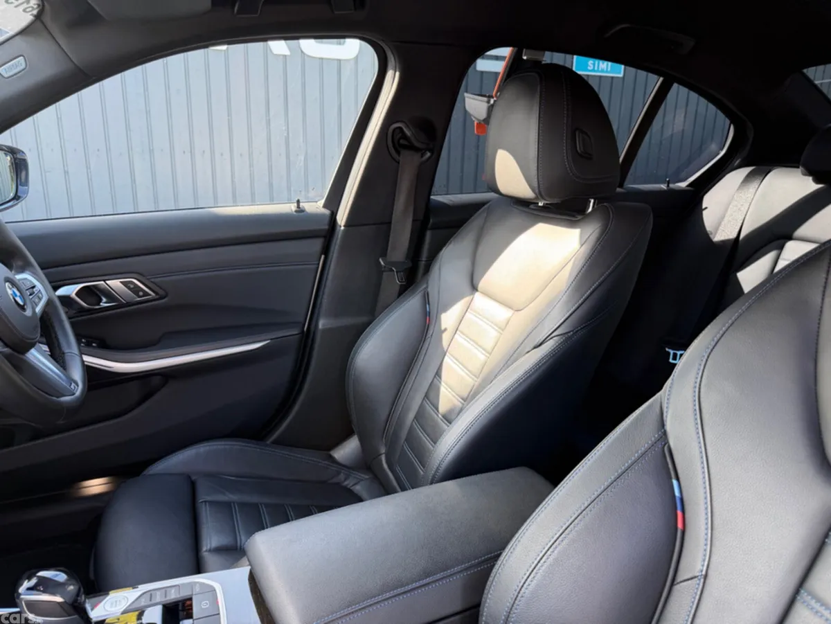 BMW 3-Series Saloon, Diesel, 2019, White