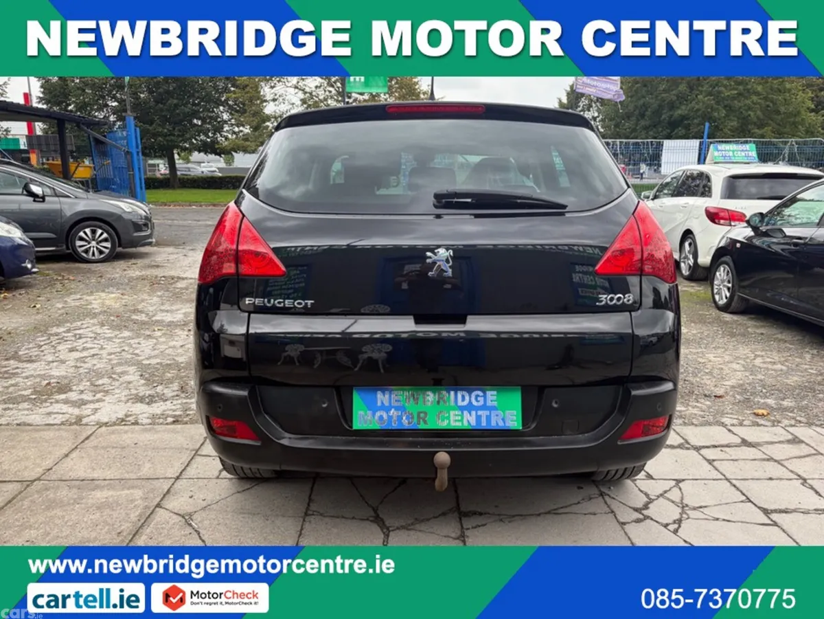 Peugeot 3008 MPV, Diesel, 2012, Black