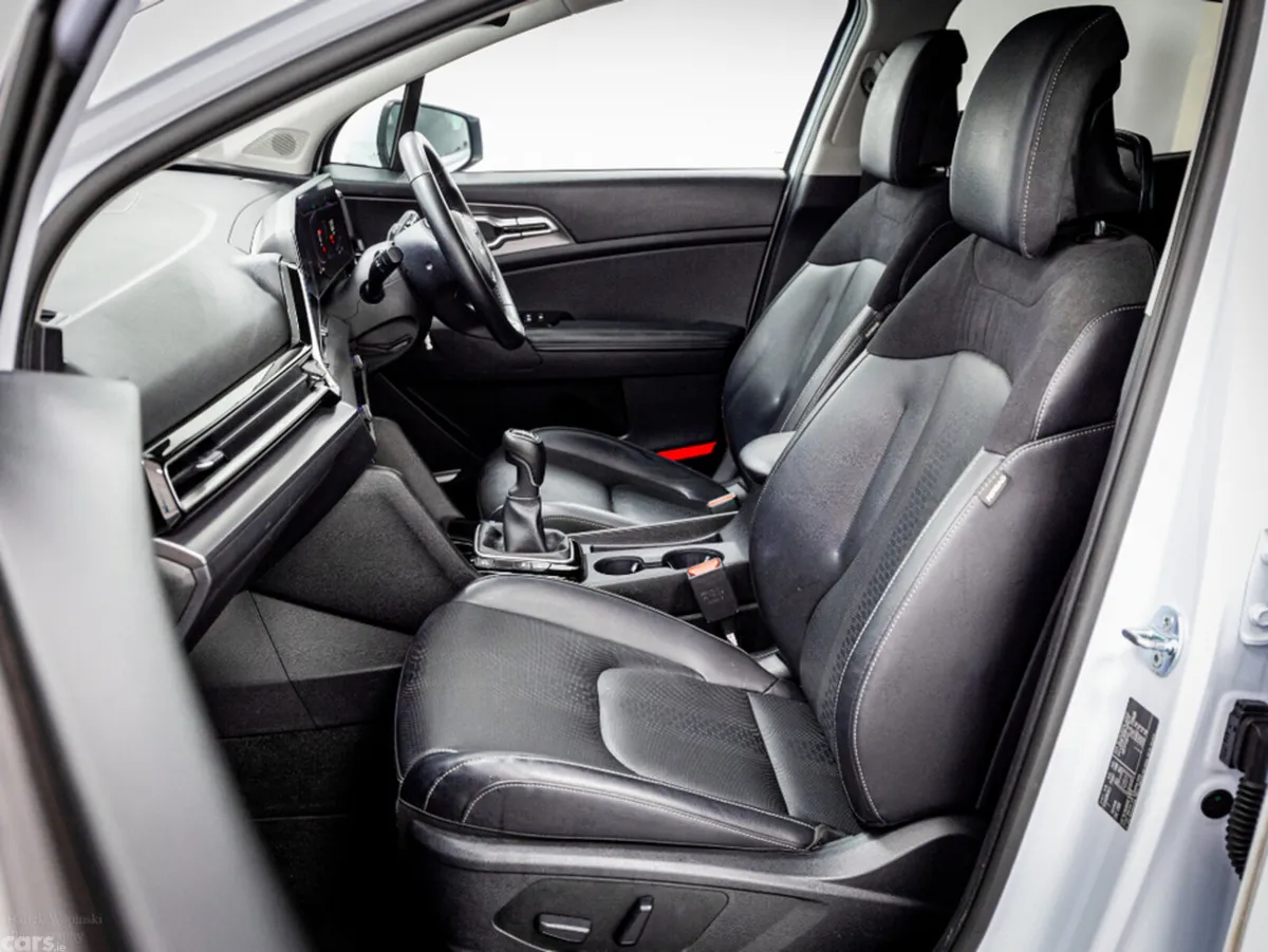 Kia Sportage SUV, Diesel, 2024, White