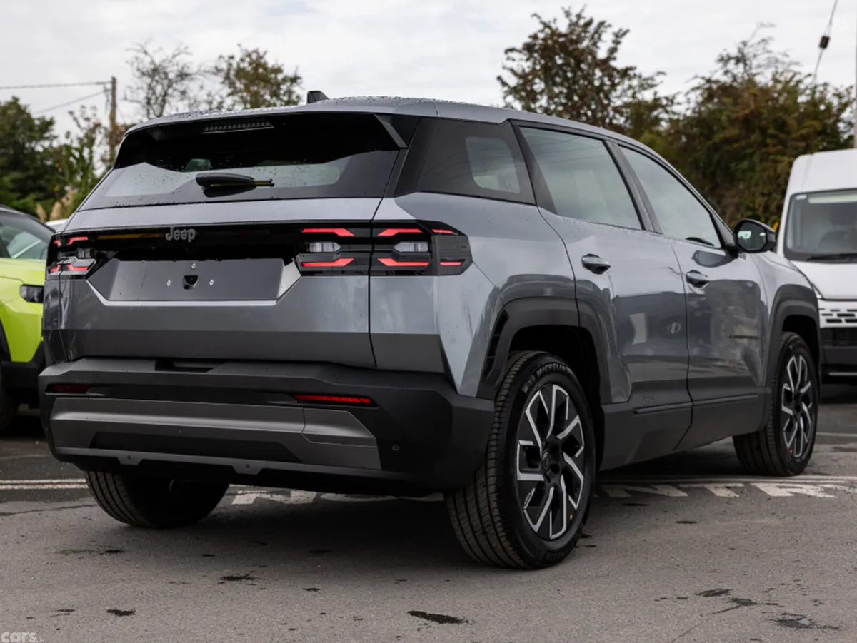 Jeep Compass SUV, Electric, 2026, Silver