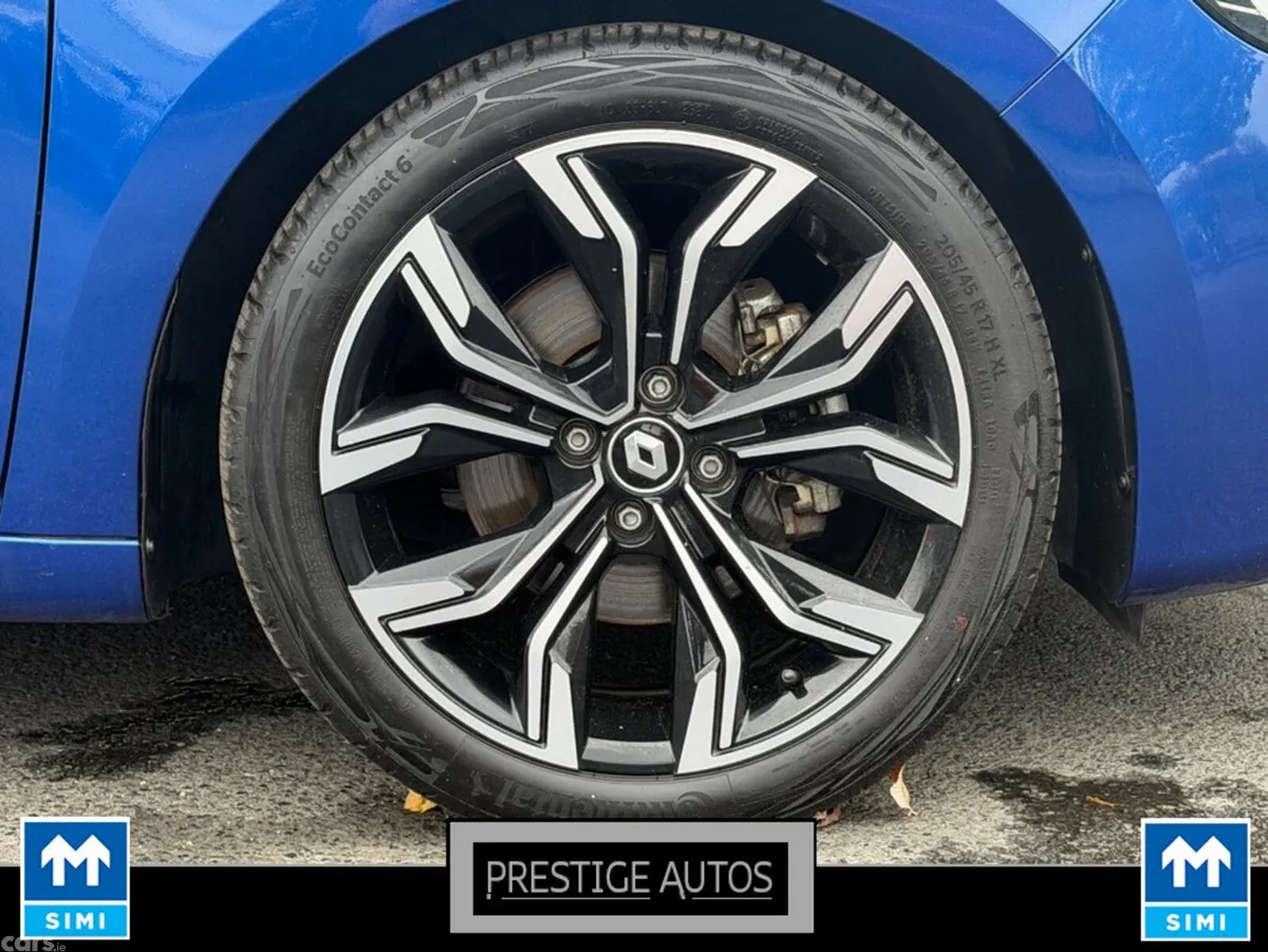 Renault Clio Hatchback, Petrol, 2022, Blue