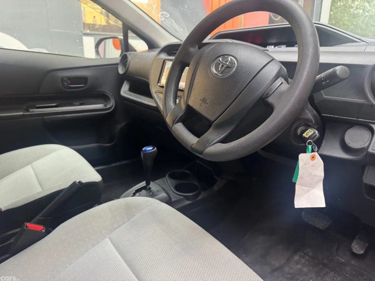 Toyota Aqua Hatchback, Petrol, 2019, Silver