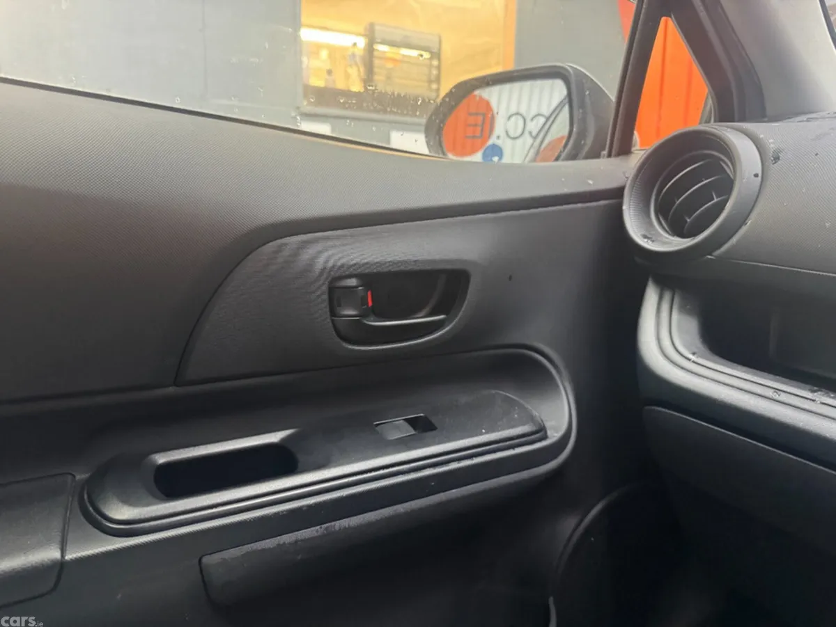 Toyota Aqua Hatchback, Petrol, 2019, Silver