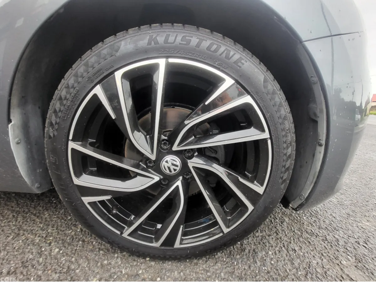 Volkswagen Beetle Hatchback, Petrol, 2015, Grey