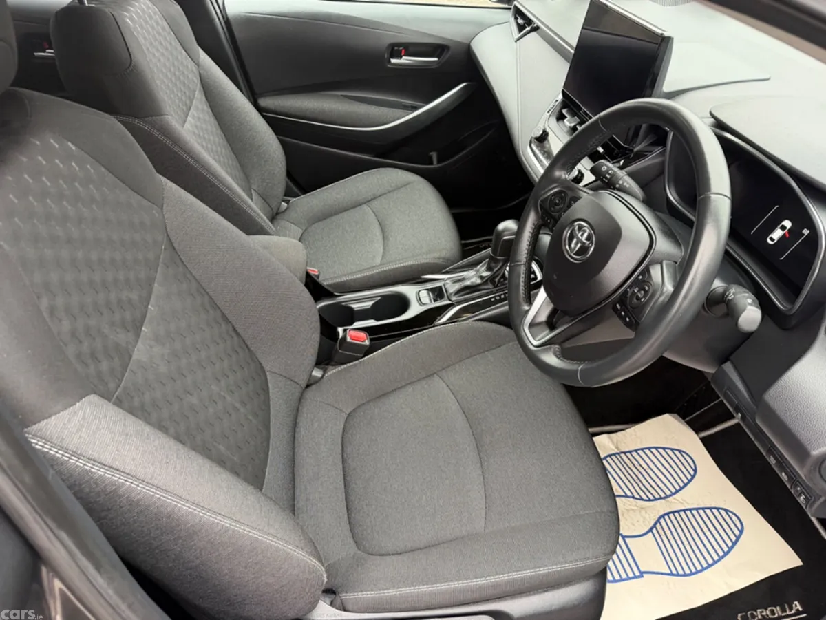 Toyota Corolla Saloon, Petrol Hybrid, 2024, Grey