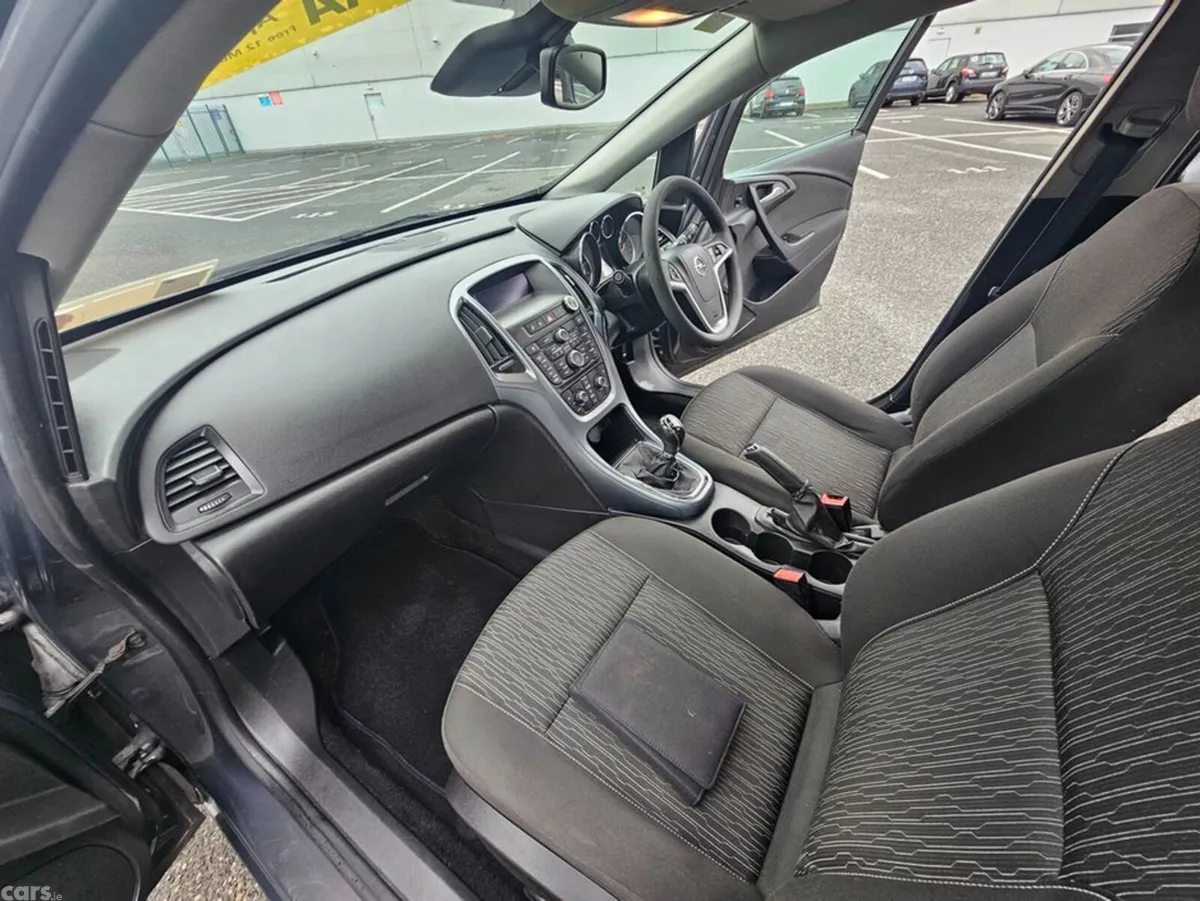 Opel Astra Saloon, Diesel, 2016, Grey