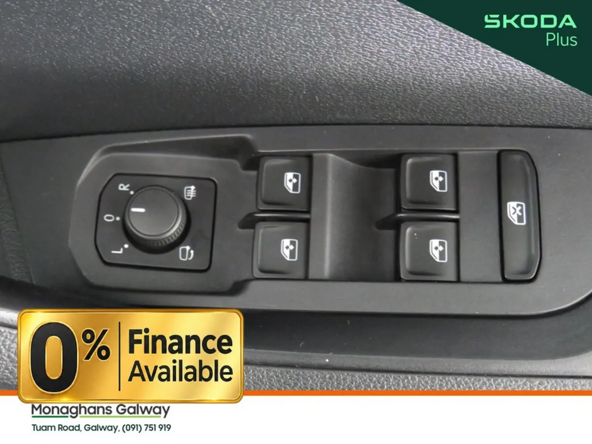 Skoda Karoq SUV, Diesel, 2023, Grey