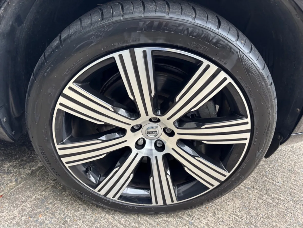 Volvo XC90 MPV, Petrol Plug-in Hybrid, 2023, Black