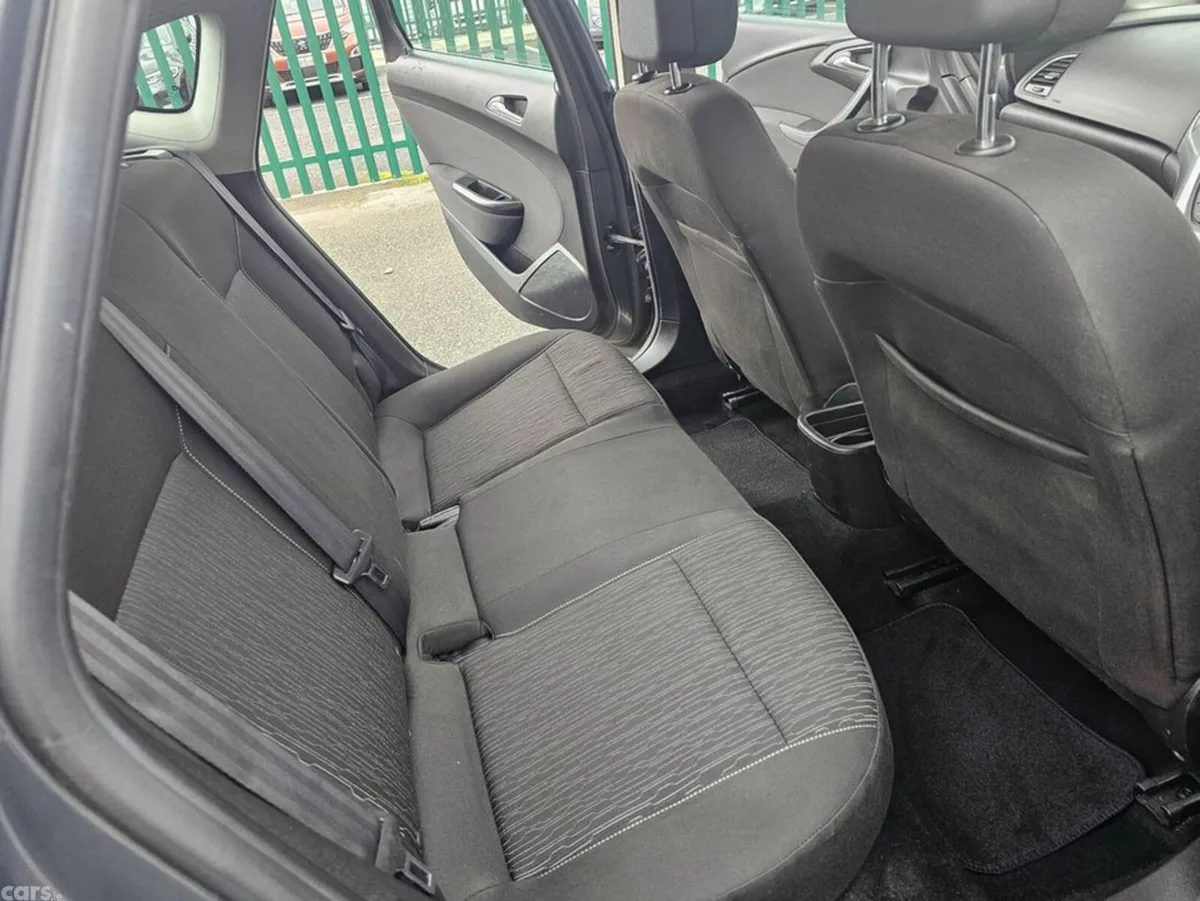 Opel Astra Saloon, Diesel, 2016, Grey