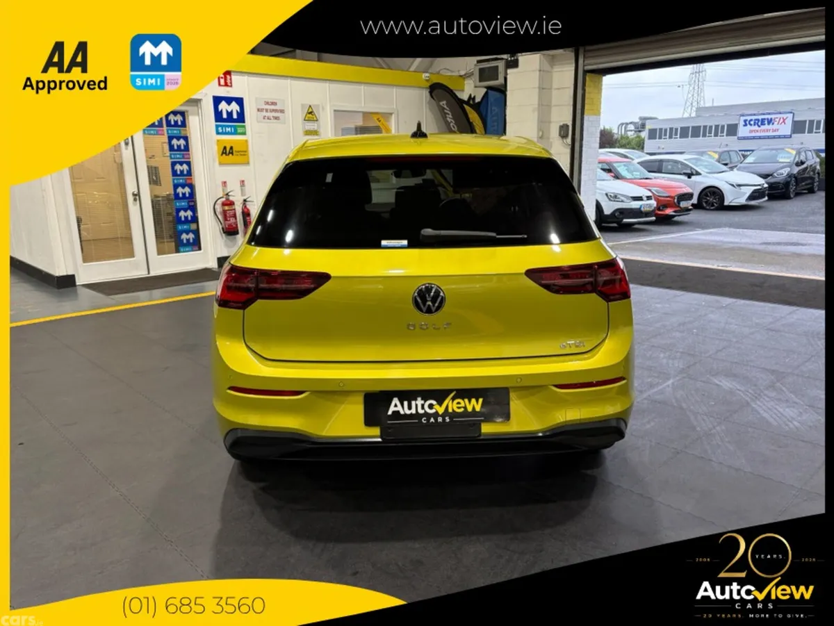 Volkswagen e-Golf Hatchback, Petrol Hybrid, 2022, Yellow