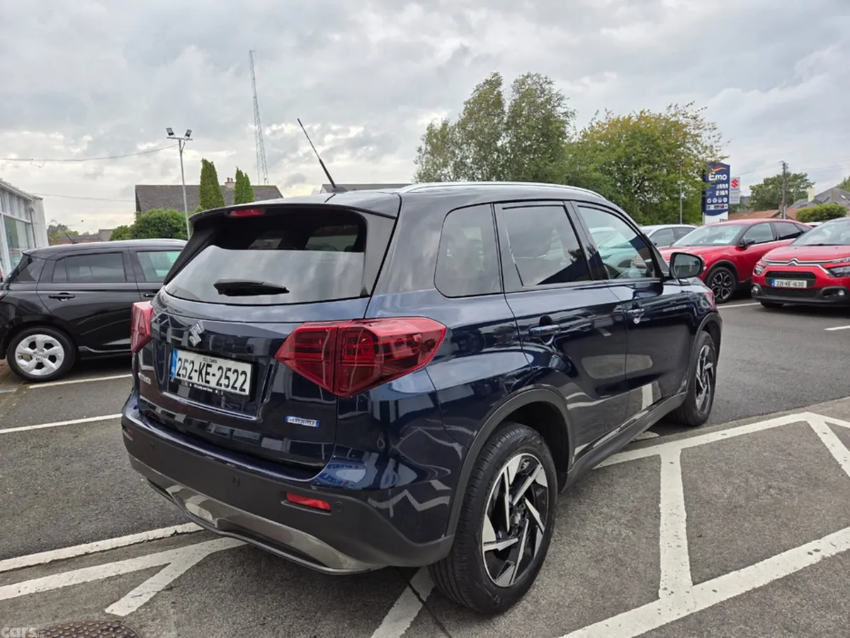 Suzuki Vitara SUV, Petrol Hybrid, 2025, Blue