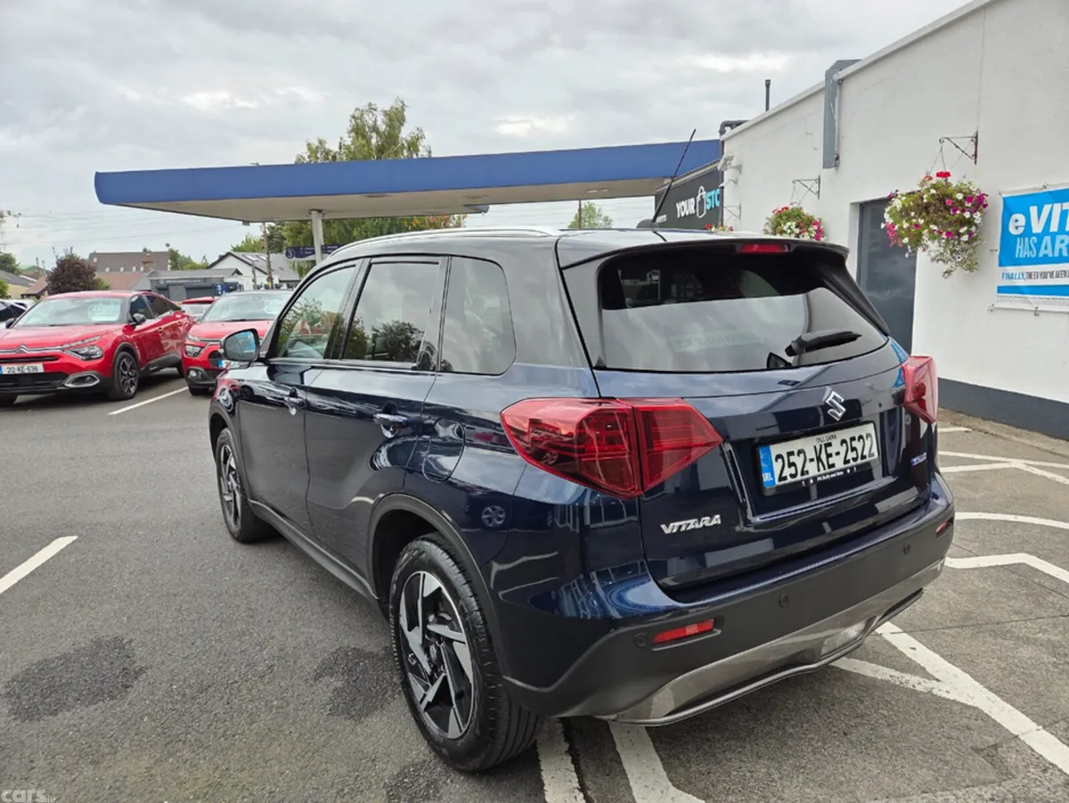 Suzuki Vitara SUV, Petrol Hybrid, 2025, Blue