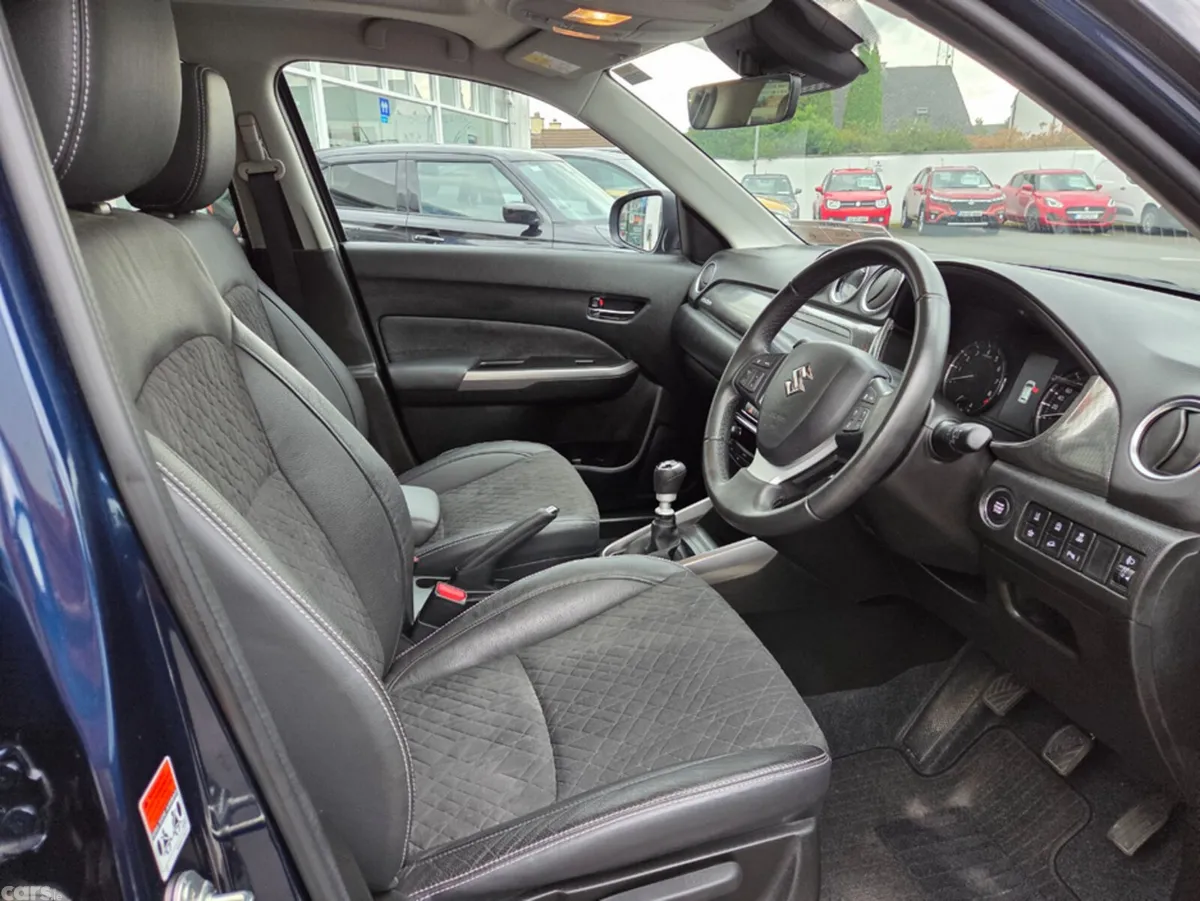 Suzuki Vitara SUV, Petrol Hybrid, 2025, Blue