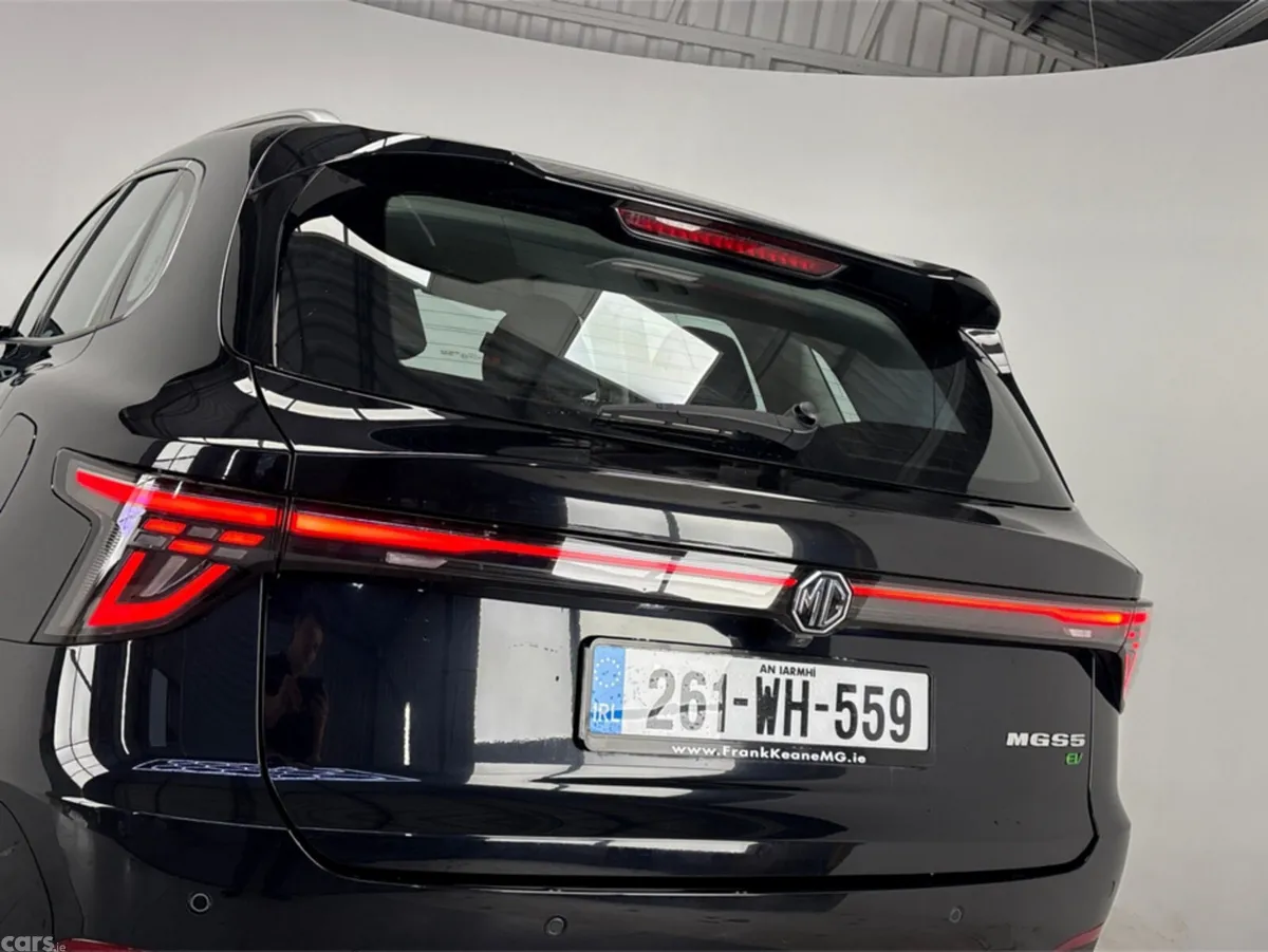MG MGS5 Hatchback, Electric, 2026, Black