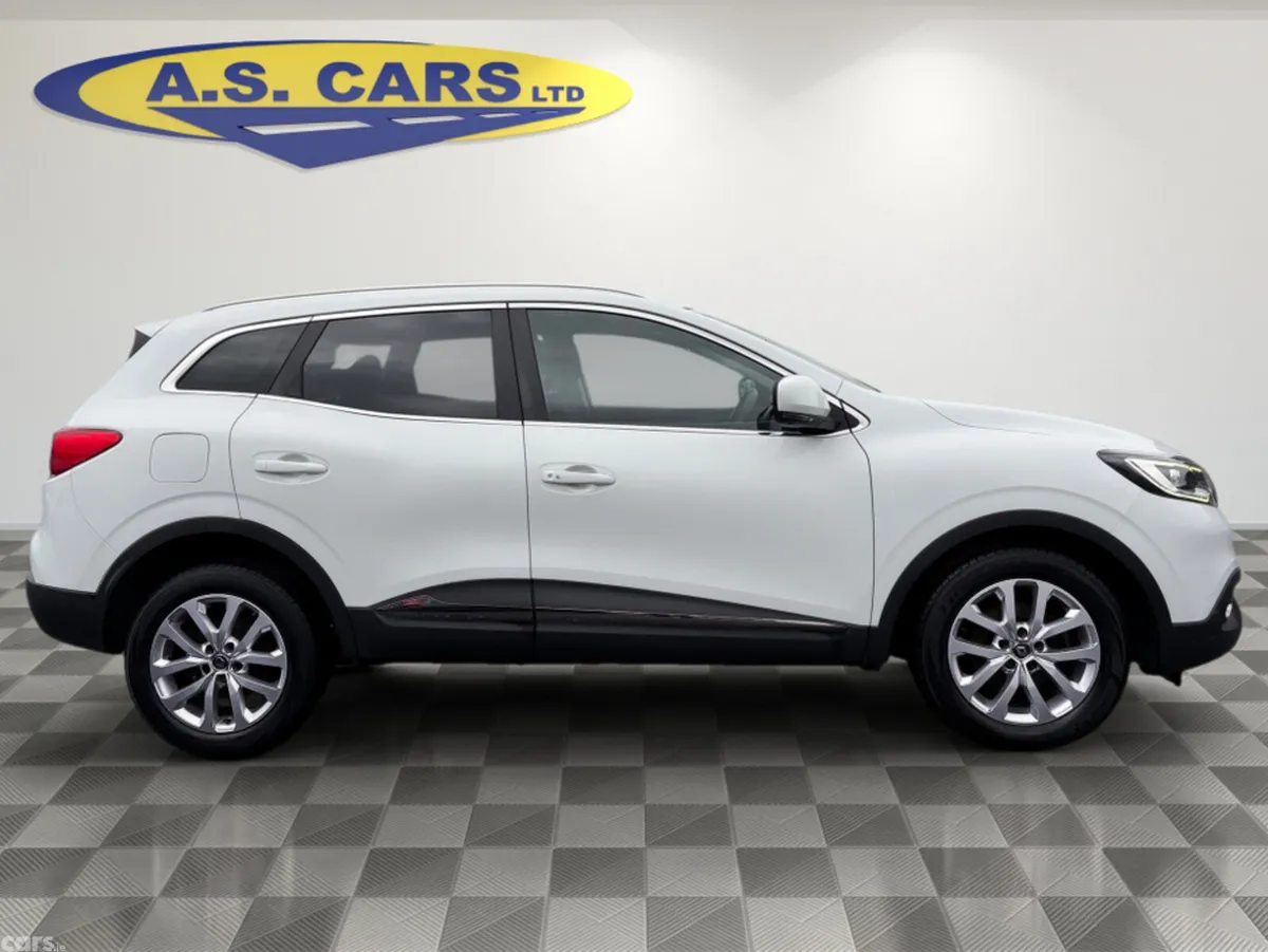 Renault Kadjar SUV, Petrol, 2016, White
