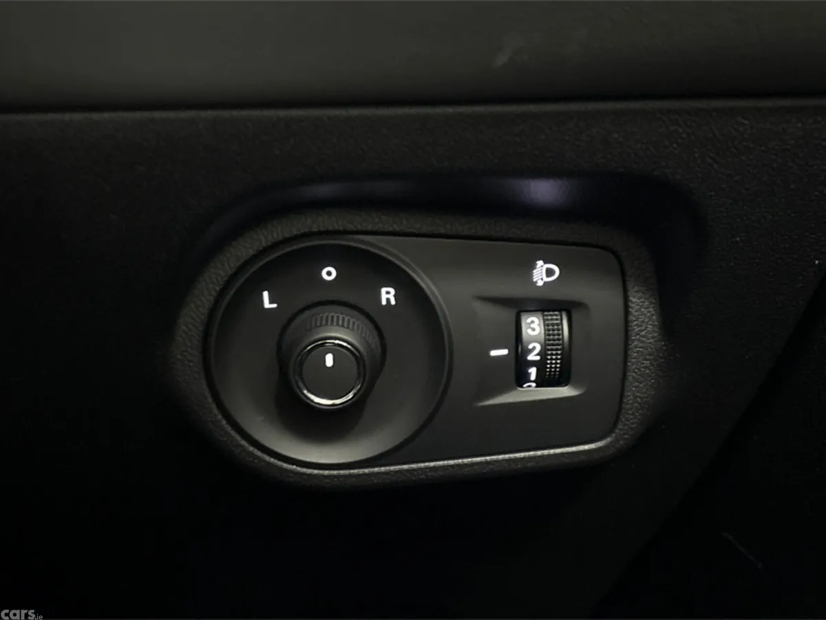 MG MGS5 Hatchback, Electric, 2026, Black
