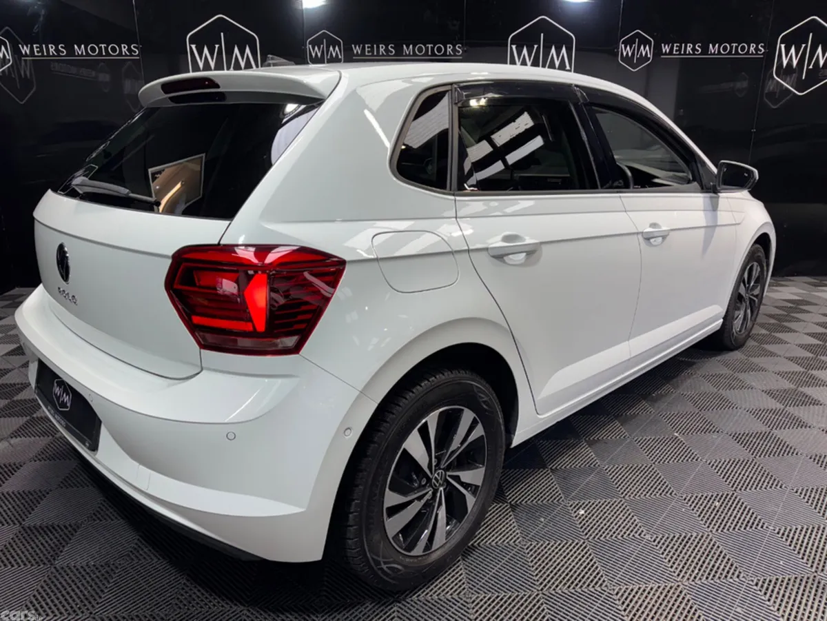Volkswagen Polo Hatchback, Petrol, 2021, White