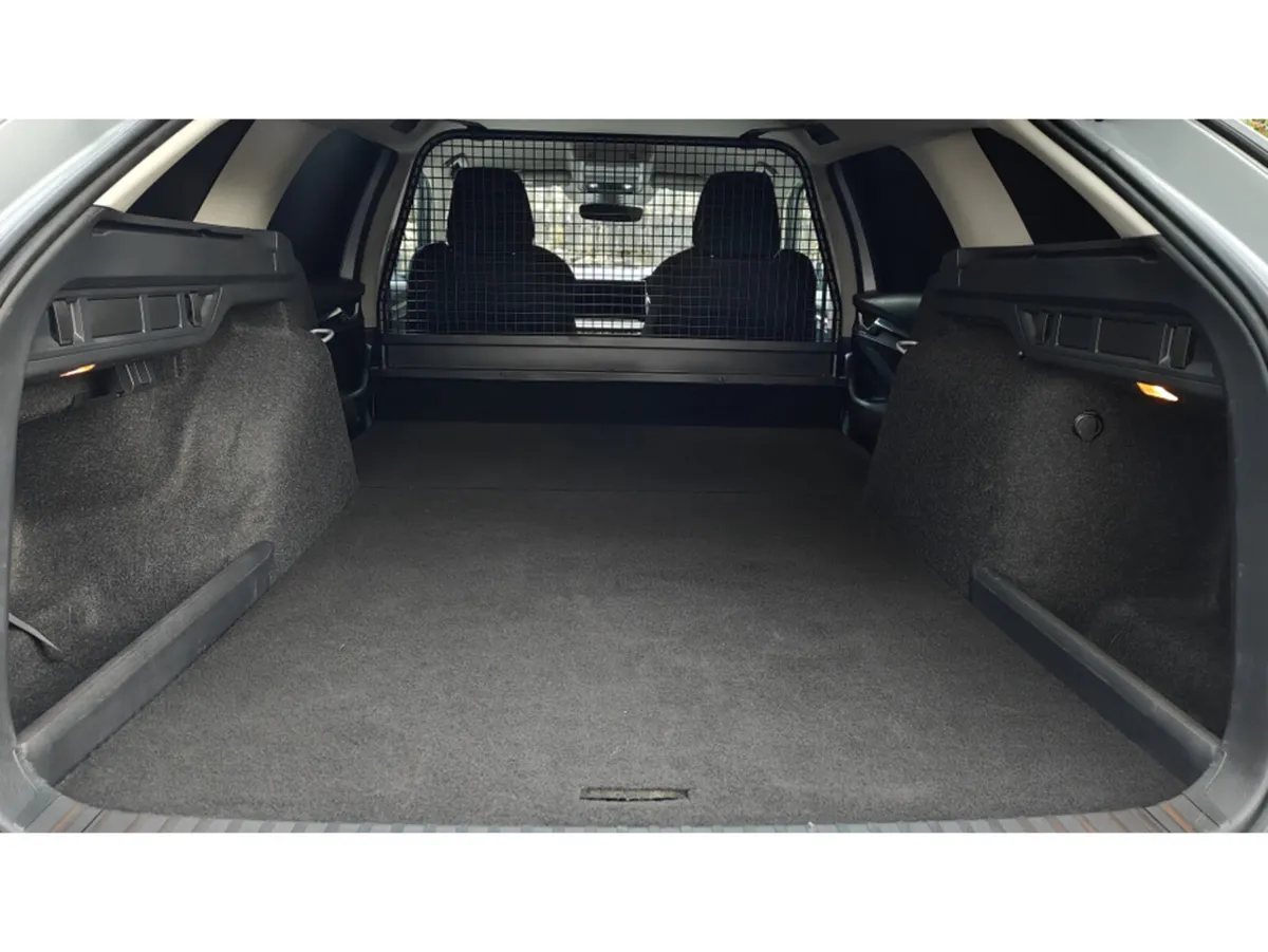 Skoda Octavia Other, Diesel, 2025, Grey