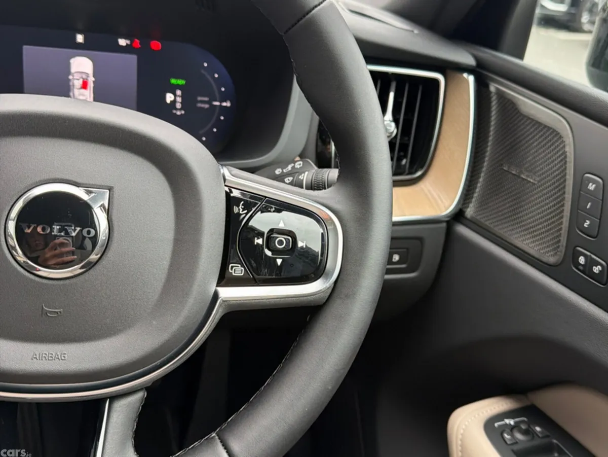 Volvo XC60 SUV, Petrol Plug-in Hybrid, 2026, Blue