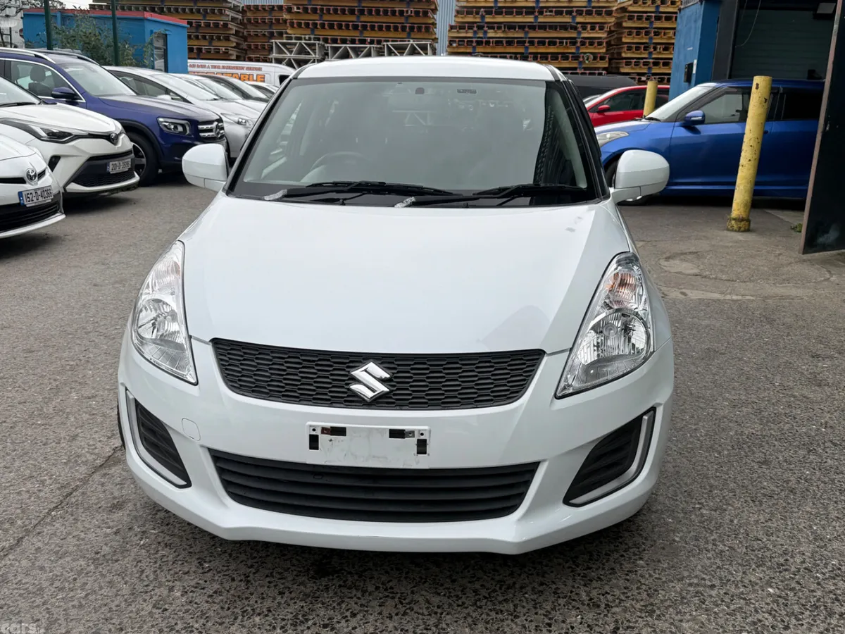 Suzuki Swift Hatchback, Petrol, 2014, White