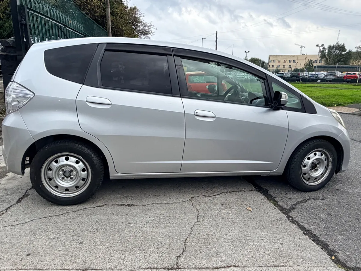 Honda Fit Hatchback, Petrol Hybrid, 2012, Silver