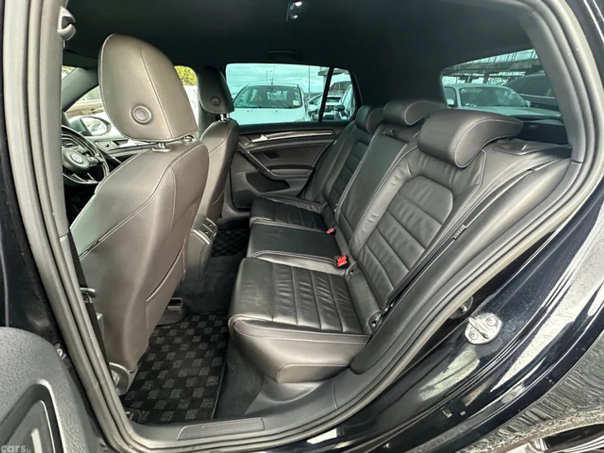 Volkswagen Golf Hatchback, Petrol, 2014, Black