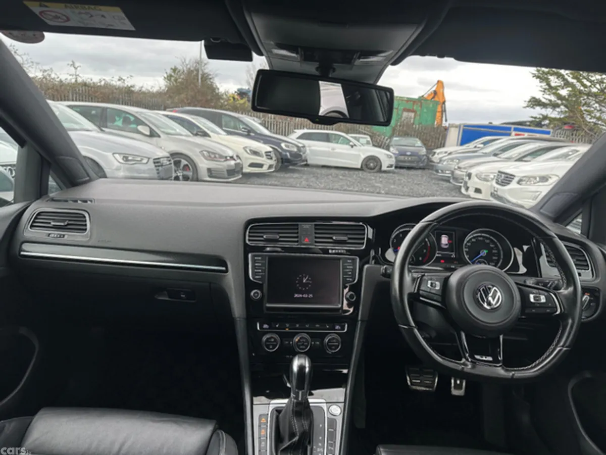 Volkswagen Golf Hatchback, Petrol, 2014, Black