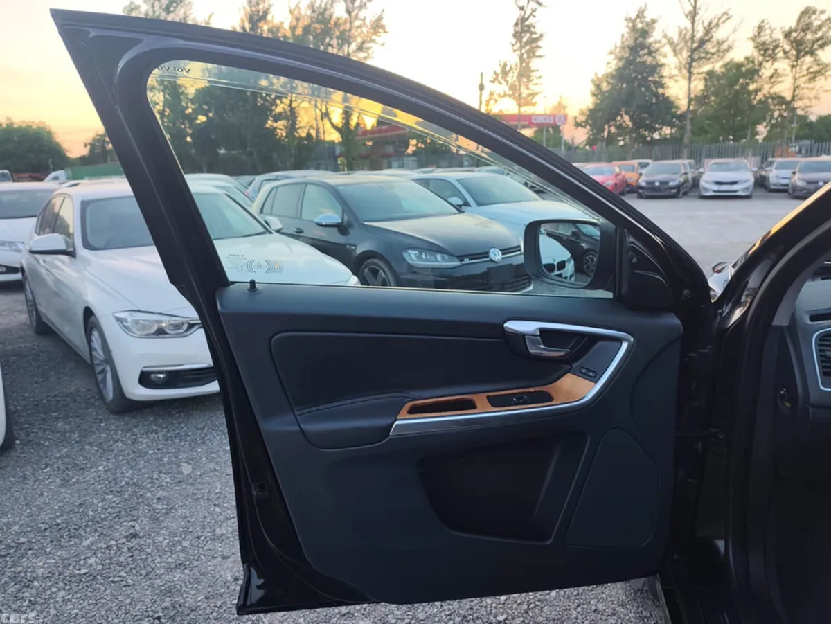 Volvo XC60 SUV, Diesel, 2017, Black