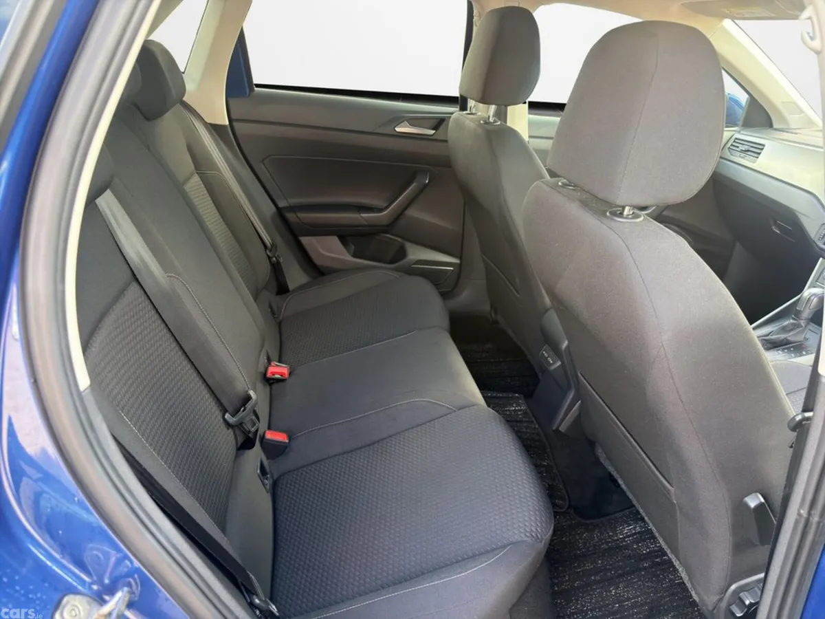 Volkswagen Polo Hatchback, Petrol, 2021, Blue