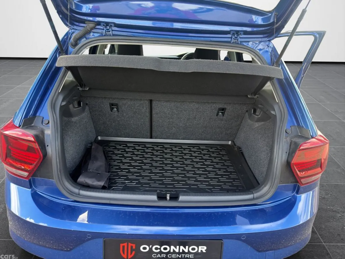 Volkswagen Polo Hatchback, Petrol, 2021, Blue