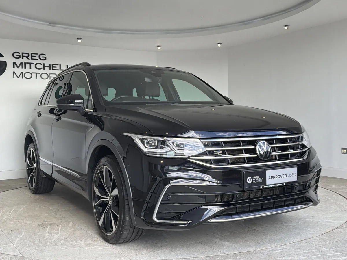Volkswagen Tiguan SUV, Petrol Hybrid, 2023, Black