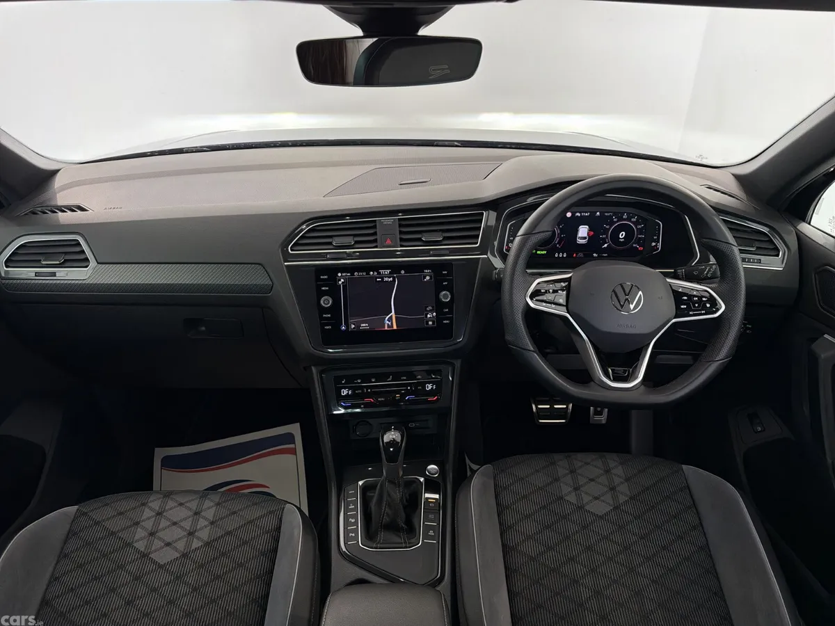 Volkswagen Tiguan SUV, Petrol Hybrid, 2023, Black