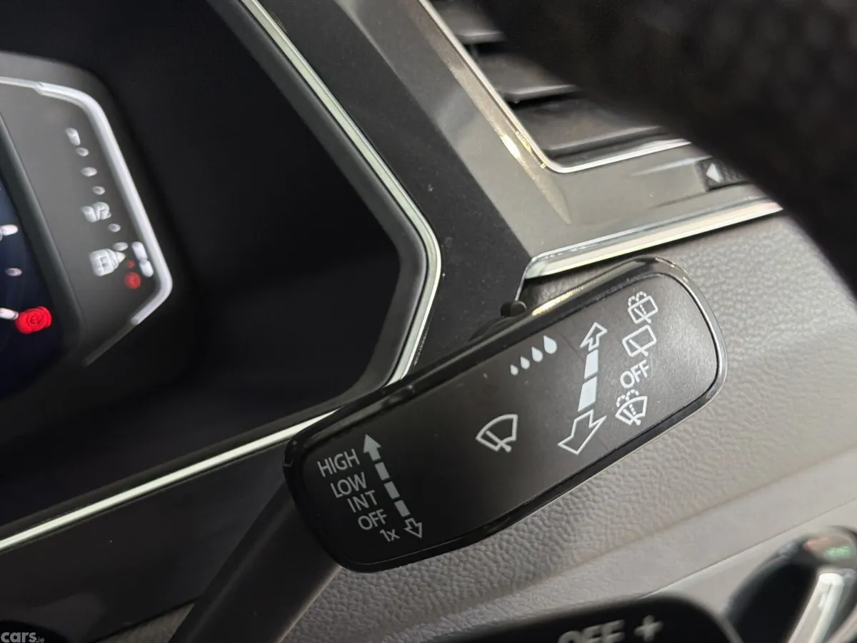 Volkswagen Tiguan SUV, Petrol Hybrid, 2023, Black